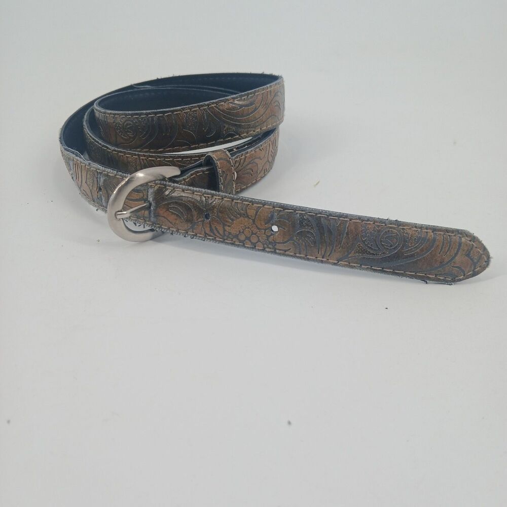 womans size small brown leather embossed vintage belt